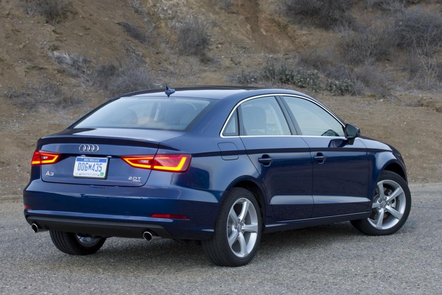  Audi A3 Sedan 2.0T Quattro (8V) 2014 года  (NA) (фото 5 из 88)